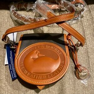 NWT Dooney & Bourke Duck Bag Leather Crossbody Bag